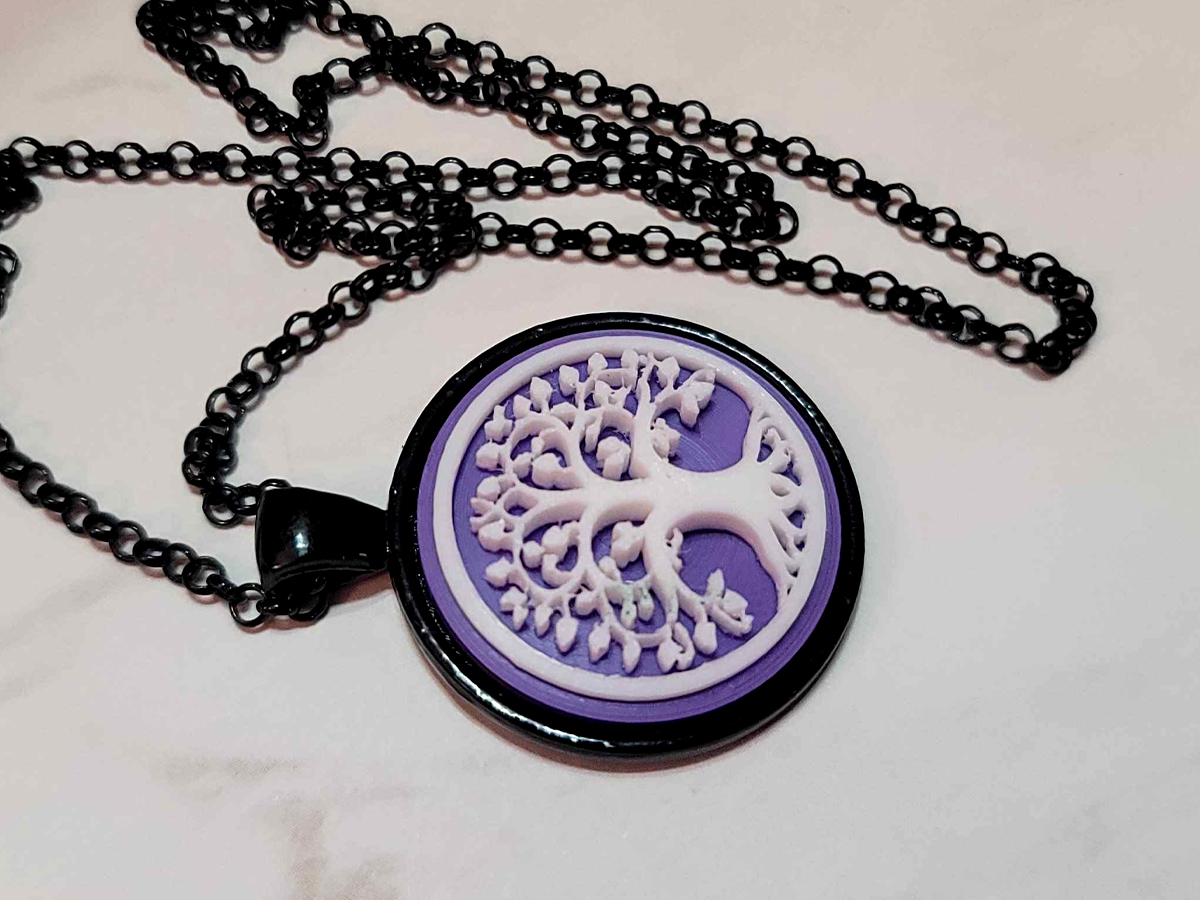 High Court Pendants: Aleksi - Image 4